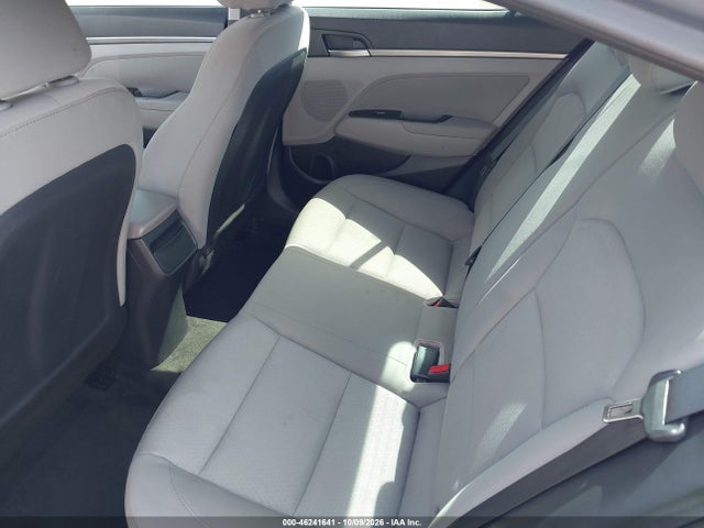 46241641 :رقم المزاد ، 5NPD84LF8HH020741 vin ، 2017 Hyundai Elantra Se مزاد بيع