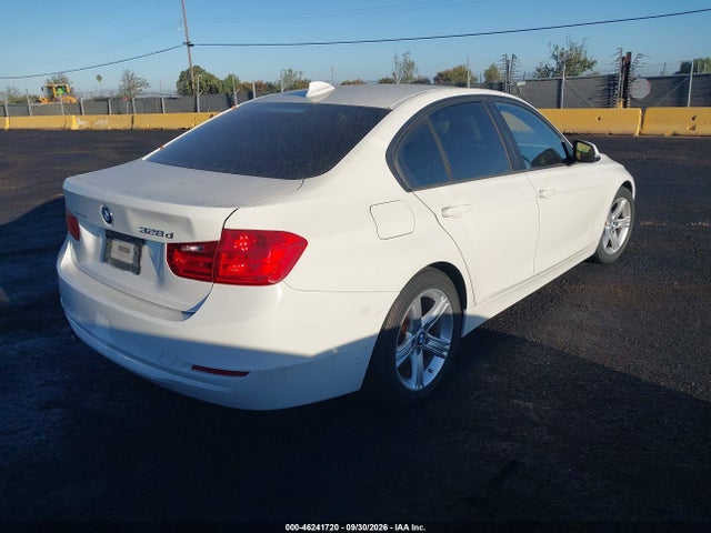 2014 Bmw 328d მანქანა იყიდება აუქციონზე, vin: WBA3D3C53EK155483, აუქციონის ნომერი: 46241720