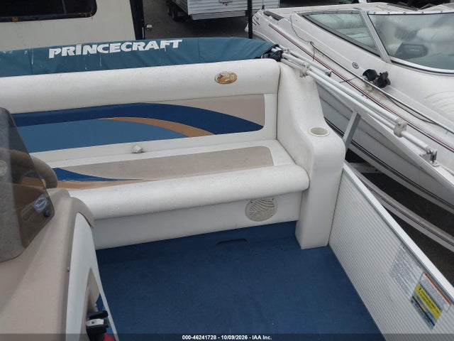 46241728 :رقم المزاد ، ZZA08005I900 vin ، 2000 Princecraft Other مزاد بيع
