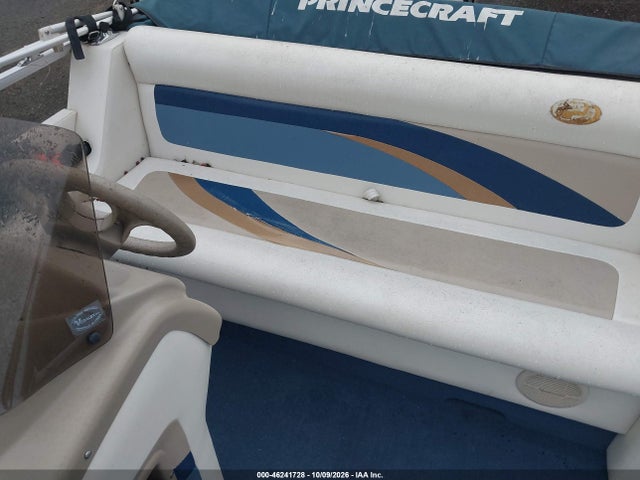 46241728 :رقم المزاد ، ZZA08005I900 vin ، 2000 Princecraft Other مزاد بيع
