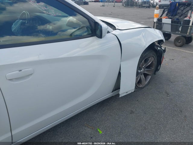 Продаж на аукціоні авто 2016 Dodge Charger Sxt, vin: 2C3CDXHG3GH350292, номер лоту: 46241752