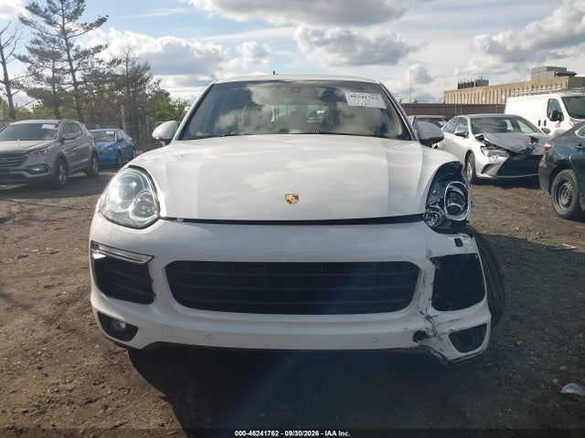 2017 Porsche Cayenne Platinum Edition მანქანა იყიდება აუქციონზე, vin: WP1AA2A28HKA83561, აუქციონის ნომერი: 46241762