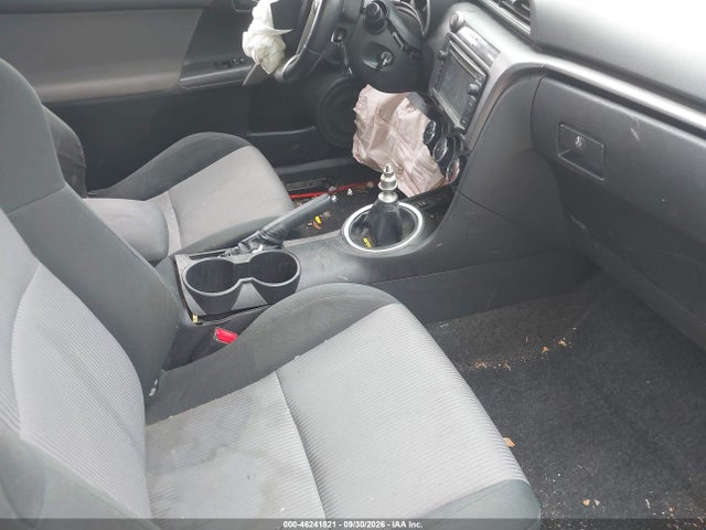2015 Scion Tc მანქანა იყიდება აუქციონზე, vin: JTKJF5C77F3089655, აუქციონის ნომერი: 46241821