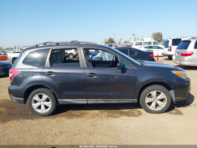 Subaru Forester 2.5i Premium 2016 JF2SJAGC1GH411139 Image 13