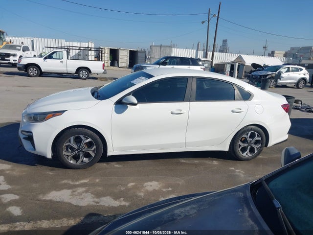 KIA Forte Lxs 2020 3KPF24AD6LE191853 Image 14