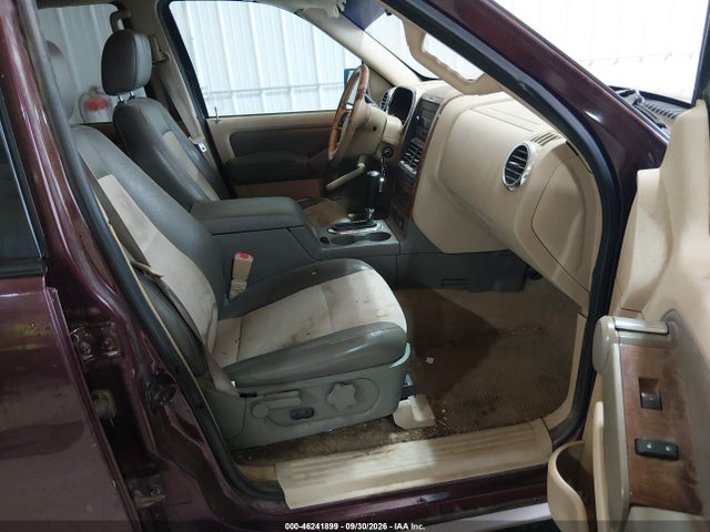 2006 Ford Explorer Eddie Bauer მანქანა იყიდება აუქციონზე, vin: 1FMEU64EX6ZA21988, აუქციონის ნომერი: 46241899