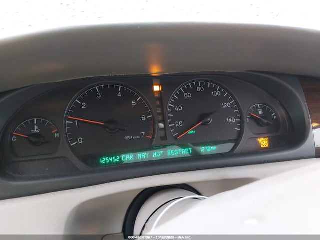 46241967 :رقم المزاد ، 1G6ET129X1B102719 vin ، 2001 Cadillac Eldorado Touring مزاد بيع