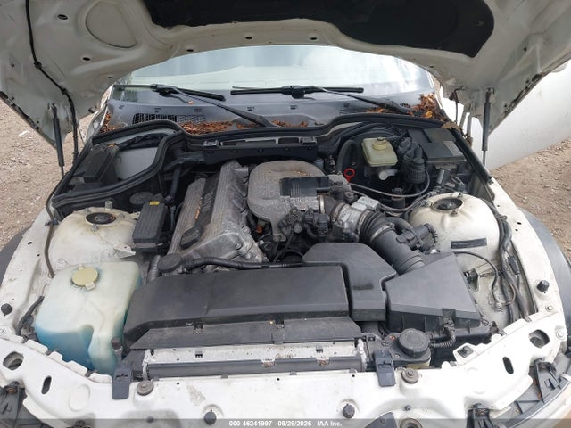46241997 :رقم المزاد ، 4USCH7333WLD16520 vin ، 1998 Bmw Z3 1.9 مزاد بيع