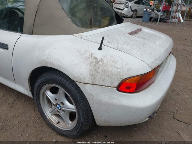 46241997 :رقم المزاد ، 4USCH7333WLD16520 vin ، 1998 Bmw Z3 1.9 مزاد بيع