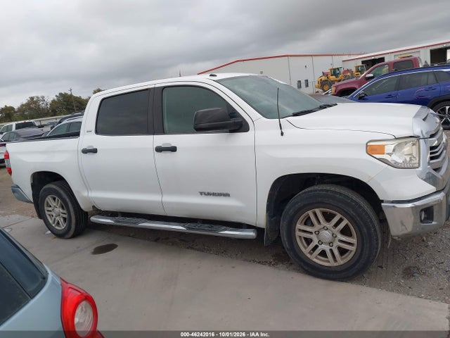 Продаж на аукціоні авто 2017 Toyota Tundra Sr5 4.6l V8, vin: 5TFEM5F14HX118546, номер лоту: 46242016