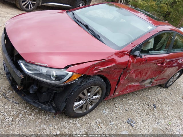 46242050 :رقم المزاد ، KMHD84LF6HU261893 vin ، 2017 Hyundai Elantra Value Edition مزاد بيع