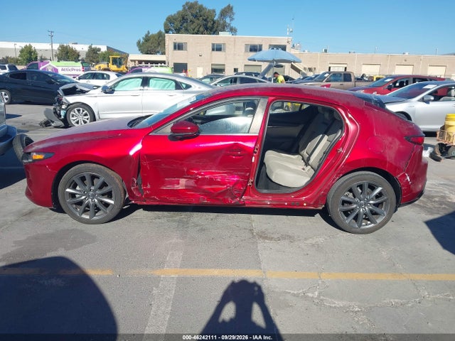 46242111 :رقم المزاد ، JM1BPBMM2K1124622 vin ، 2019 Mazda Mazda3 Preferred Package مزاد بيع