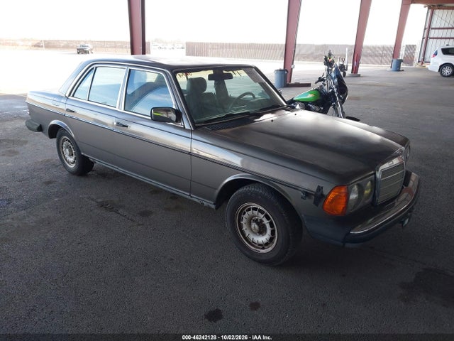 Auction sale of the 1984 Mercedes-benz 300 Dt, vin: WDBAB33A1EA092370, lot number: 46242128