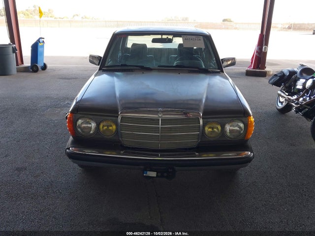 Aukcja sprzedaży 1984 Mercedes-benz 300 Dt, vin: WDBAB33A1EA092370, numer aukcji: 46242128
