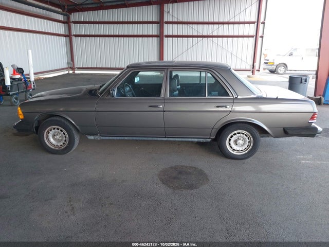 Aukcja sprzedaży 1984 Mercedes-benz 300 Dt, vin: WDBAB33A1EA092370, numer aukcji: 46242128