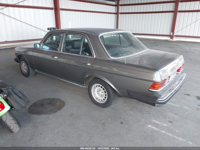 Aukcja sprzedaży 1984 Mercedes-benz 300 Dt, vin: WDBAB33A1EA092370, numer aukcji: 46242128