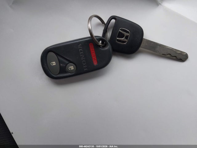 46242135 :رقم المزاد ، 2HGES16675H585830 vin ، 2005 Honda Civic Lx مزاد بيع