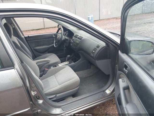 46242135 :رقم المزاد ، 2HGES16675H585830 vin ، 2005 Honda Civic Lx مزاد بيع