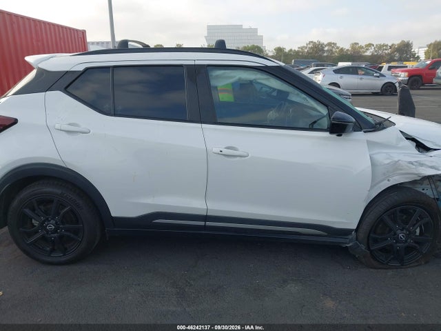 3N1CP5DV9RL488671 Nissan Kicks Sr Xtronic Cvt