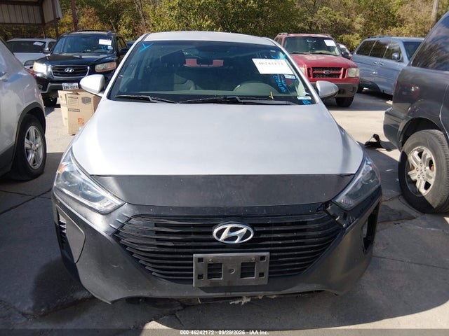 KMHC65LC7HU040638 Hyundai Ioniq Hybrid Blue