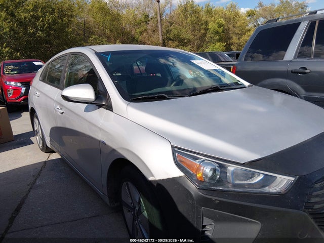 KMHC65LC7HU040638 Hyundai Ioniq Hybrid Blue