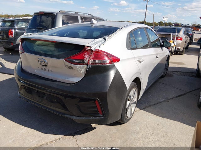 KMHC65LC7HU040638 Hyundai Ioniq Hybrid Blue