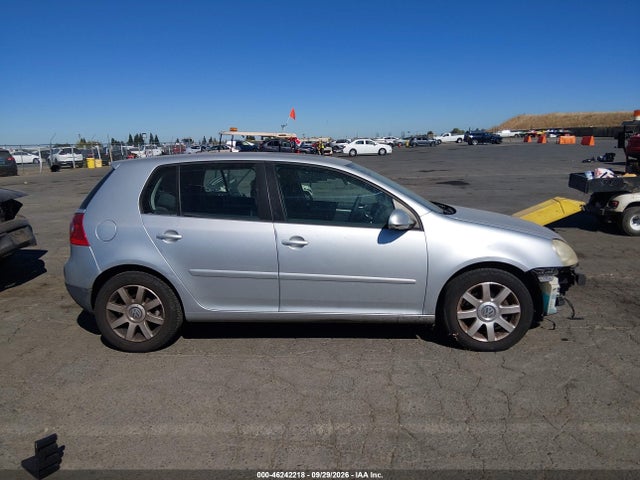 46242218 :رقم المزاد ، WVWDS71KX7W277220 vin ، 2007 Volkswagen Rabbit 4-door مزاد بيع