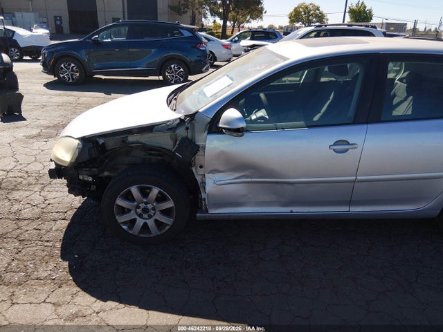 46242218 :رقم المزاد ، WVWDS71KX7W277220 vin ، 2007 Volkswagen Rabbit 4-door مزاد بيع