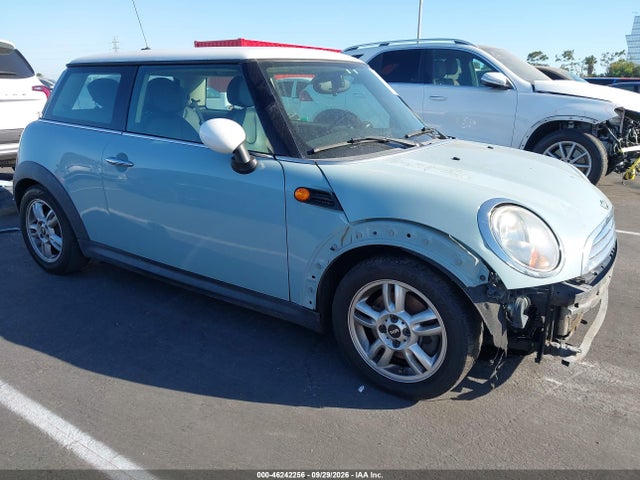 46242256 :رقم المزاد ، WMWSU3C52DT687795 vin ، 2013 Mini Hardtop Cooper مزاد بيع