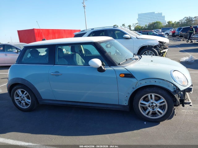 46242256 :رقم المزاد ، WMWSU3C52DT687795 vin ، 2013 Mini Hardtop Cooper مزاد بيع
