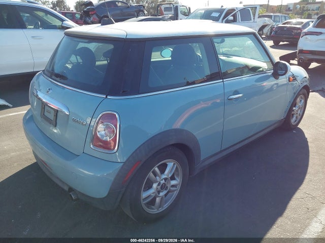 46242256 :رقم المزاد ، WMWSU3C52DT687795 vin ، 2013 Mini Hardtop Cooper مزاد بيع