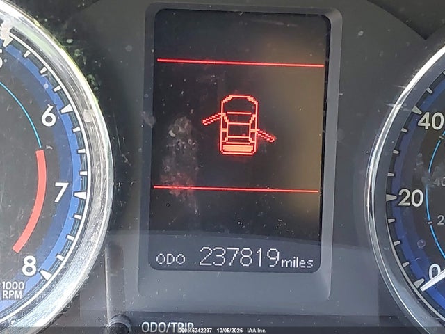 5YFBURHE8HP715417 Toyota COROLLA LE