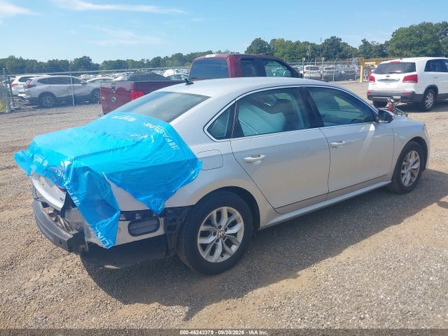 Продажа на аукционе авто 2017 Volkswagen Passat 1.8t S, vin: 1VWAT7A32HC003017, номер лота: 46242379