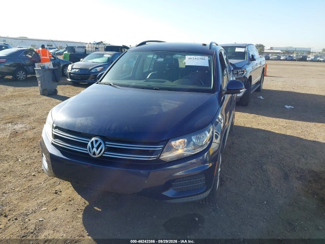 46242386 :رقم المزاد ، WVGAV7AX8GW544386 vin ، 2016 Volkswagen Tiguan S مزاد بيع