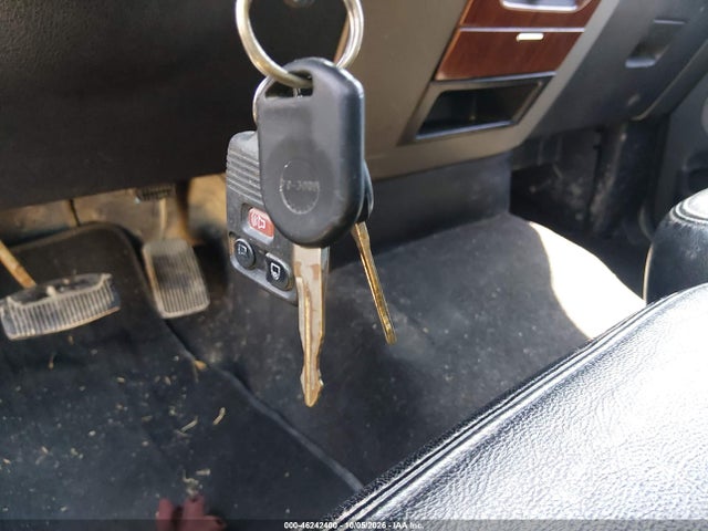46242400 :رقم المزاد ، 1FTPW12535FB17412 vin ، 2005 Ford F-150 Lariat/xlt مزاد بيع