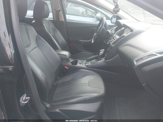 46242420 :رقم المزاد ، 1FADP3N22EL346118 vin ، 2014 Ford Focus Titanium مزاد بيع