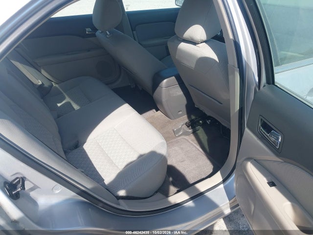 46242435 :رقم المزاد ، 3FAHP0HAXBR112485 vin ، 2011 Ford Fusion Se مزاد بيع