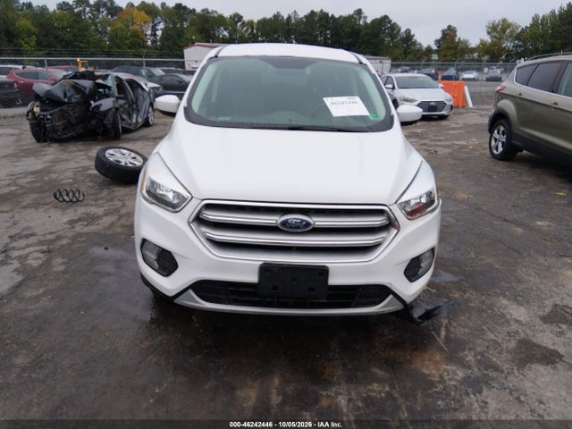 2017 Ford Escape Se მანქანა იყიდება აუქციონზე, vin: 1FMCU0GD6HUE90907, აუქციონის ნომერი: 46242446