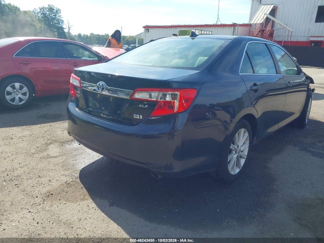 46242450 :رقم المزاد ، 4T1BD1FK6EU112714 vin ، 2014 Toyota Camry Hybrid Xle مزاد بيع