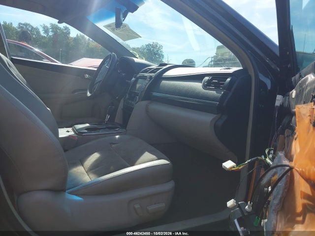 46242450 :رقم المزاد ، 4T1BD1FK6EU112714 vin ، 2014 Toyota Camry Hybrid Xle مزاد بيع