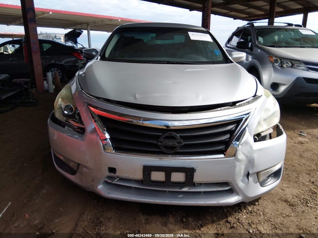 2015 Nissan Altima 2.5/2.5 S/2.5 Sl/2.5 Sv მანქანა იყიდება აუქციონზე, vin: 1N4AL3AP7FC200864, აუქციონის ნომერი: 46242469