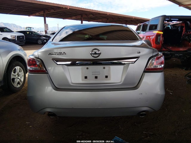 2015 Nissan Altima 2.5/2.5 S/2.5 Sl/2.5 Sv მანქანა იყიდება აუქციონზე, vin: 1N4AL3AP7FC200864, აუქციონის ნომერი: 46242469