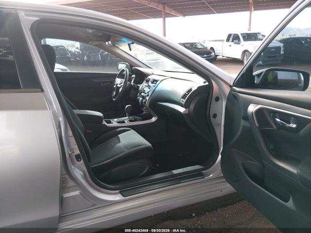 2015 Nissan Altima 2.5/2.5 S/2.5 Sl/2.5 Sv მანქანა იყიდება აუქციონზე, vin: 1N4AL3AP7FC200864, აუქციონის ნომერი: 46242469