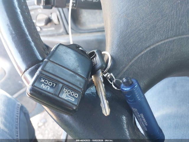 1996 Gmc Sierra K1500 მანქანა იყიდება აუქციონზე, vin: 2GTEK19R7T1545726, აუქციონის ნომერი: 46242523