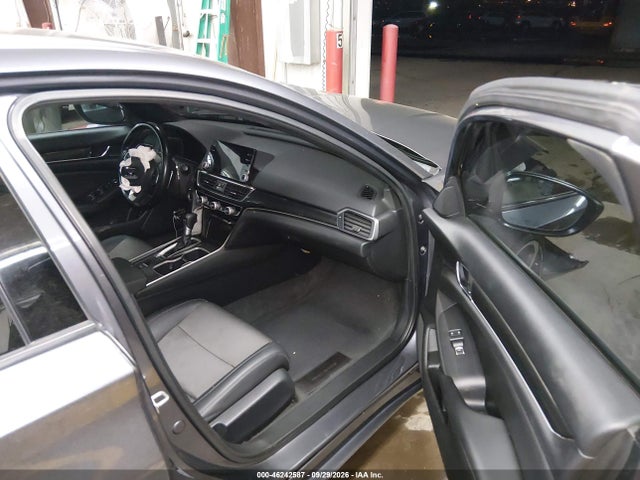 1HGCV1F37LA111165 Honda Accord Sport