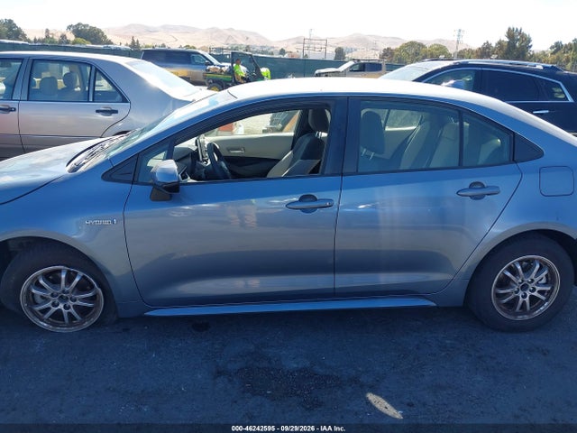 46242595 :رقم المزاد ، JTDEAMDE9MJ028122 vin ، 2021 Toyota Corolla Hybrid Le مزاد بيع