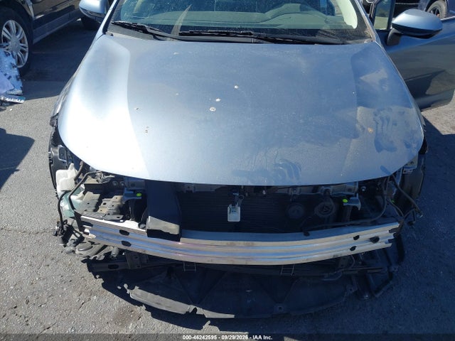 46242595 :رقم المزاد ، JTDEAMDE9MJ028122 vin ، 2021 Toyota Corolla Hybrid Le مزاد بيع