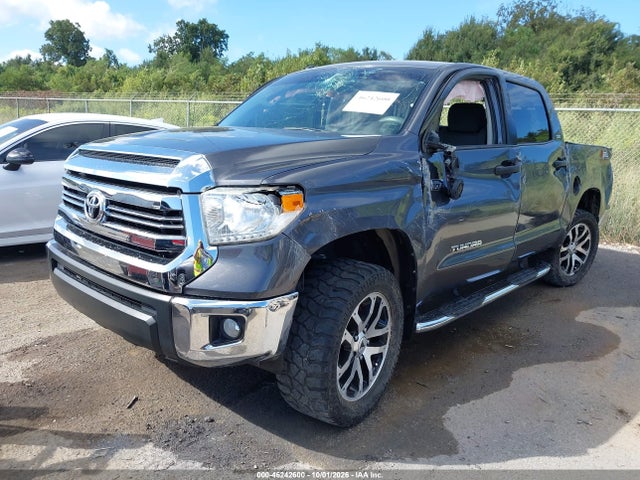 Продаж на аукціоні авто 2017 Toyota Tundra Sr5 5.7l V8, vin: 5TFEW5F19HX213050, номер лоту: 46242600