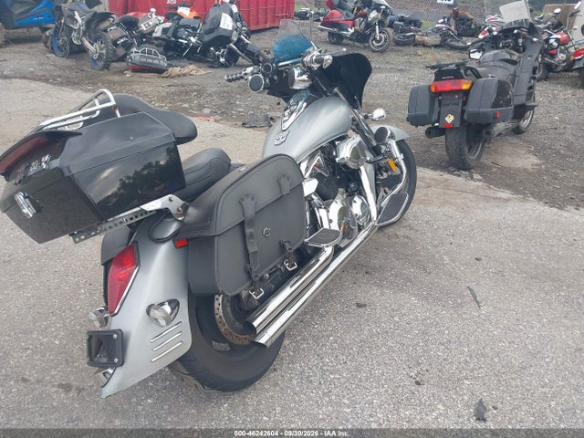 46242604 :رقم المزاد ، 1HFSC52315A211350 vin ، 2005 Honda Vtx1300 R مزاد بيع