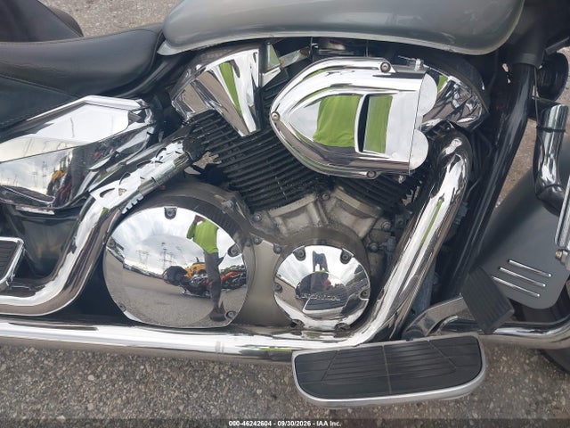 46242604 :رقم المزاد ، 1HFSC52315A211350 vin ، 2005 Honda Vtx1300 R مزاد بيع